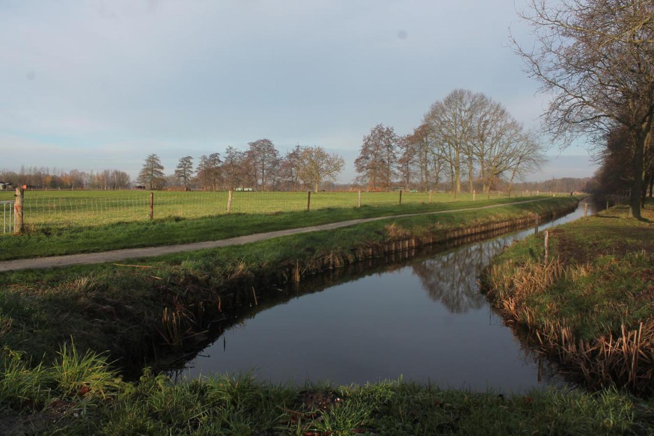 B&B 'T Onderkomen 't Harde Exterior photo
